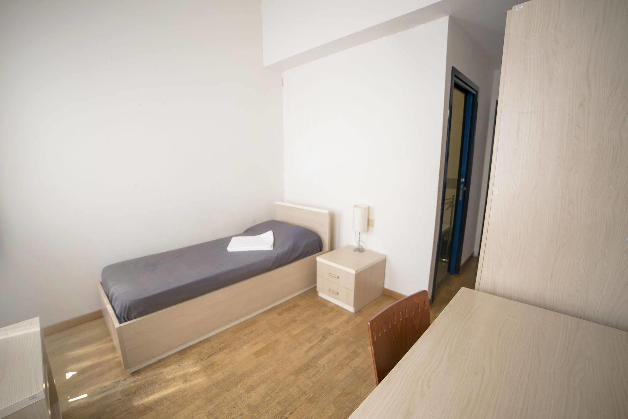 Hostel Sunny Terrace *