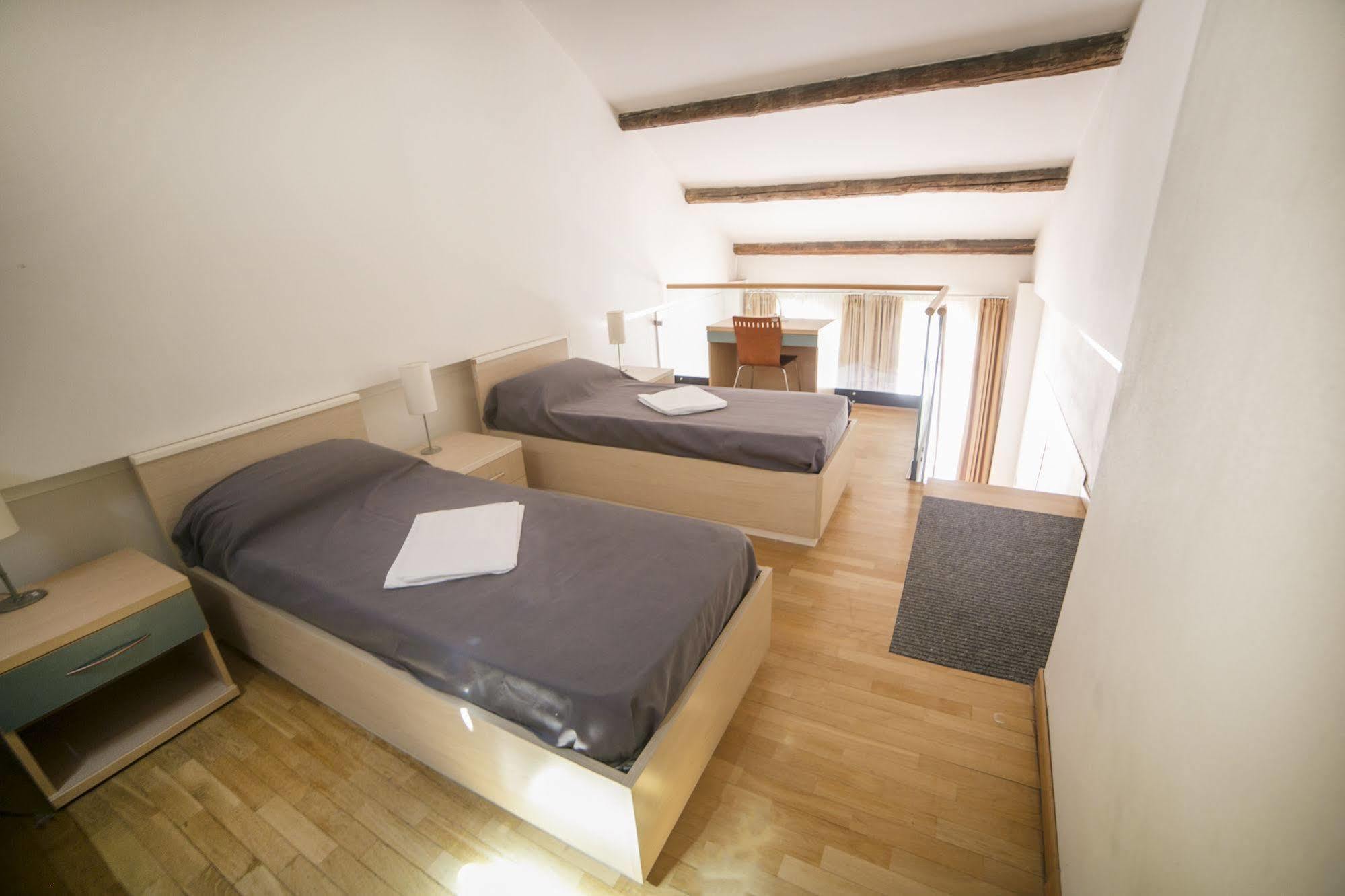 Sunny Terrace Hostel Venice