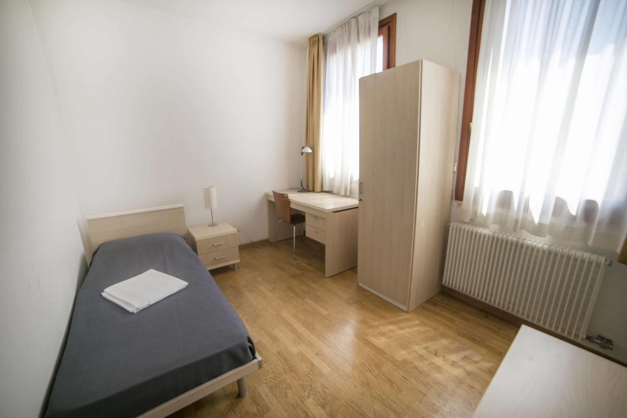 Sunny Terrace Hostel